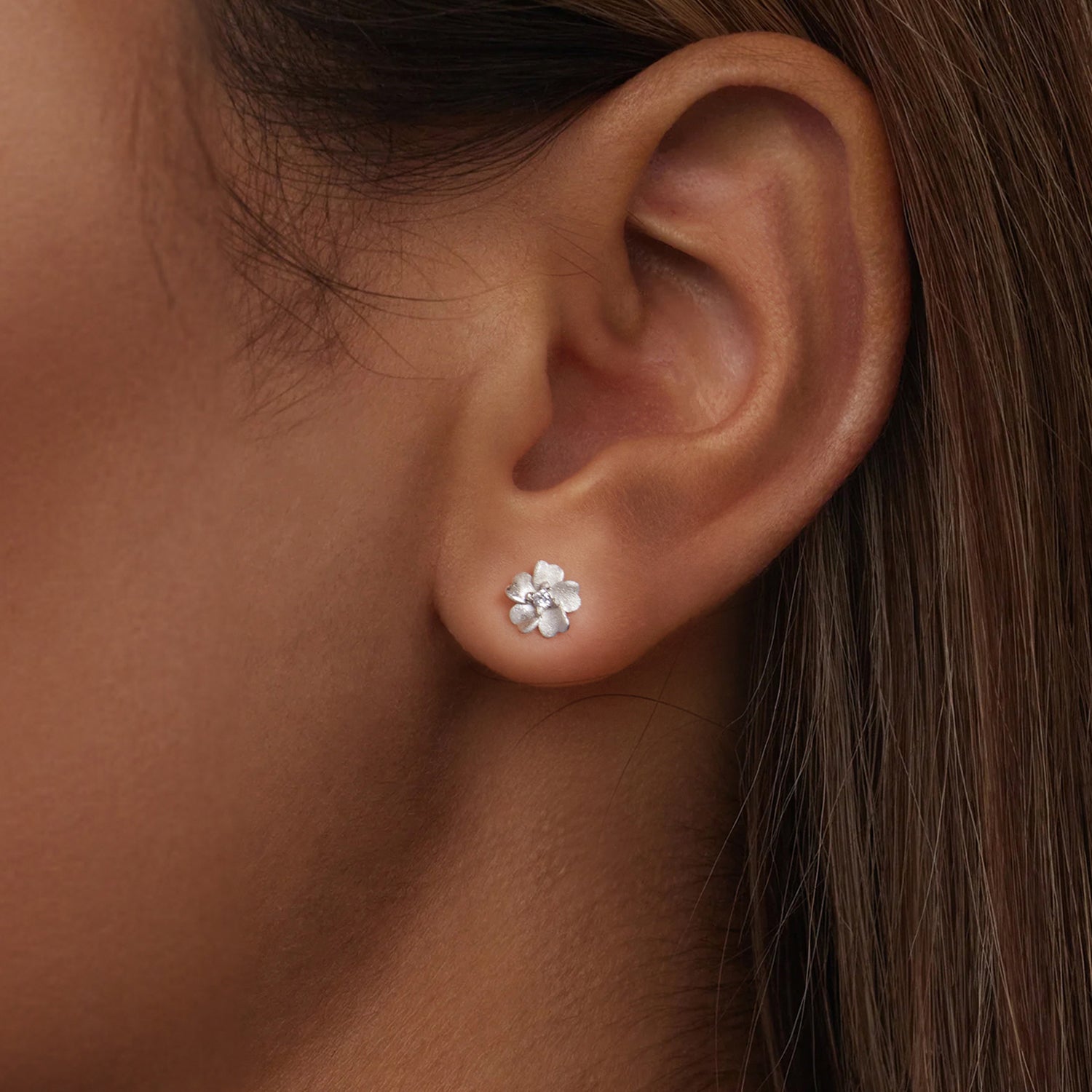 925 Sterling Silver Earrings with Pavé Setting CZ and White Gold Plating, 0.8cm for Women  DestGlow