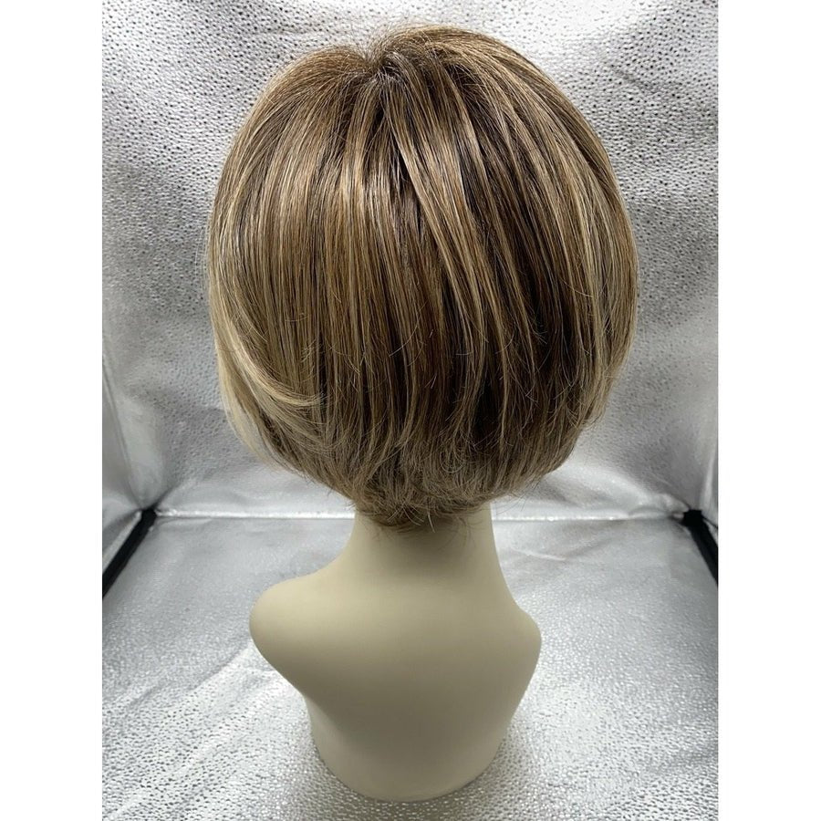 HairUWear Easy Does It Wig