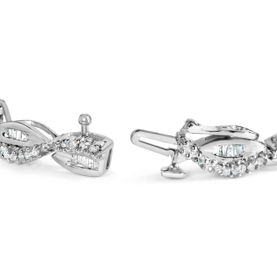 14K White Gold 2.00 Cttw Diamond Swirl and Pear Shape Link Bracelet (I-J Color, I2-I3 Clarity) - 7" by Bids.com