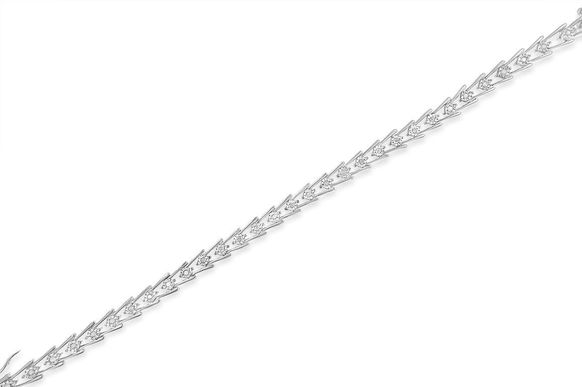 Sterling Silver Diamond Wave-Style Link Bracelet (0.5 cttw, I-J Color, I3 Clarity) by Bids.com