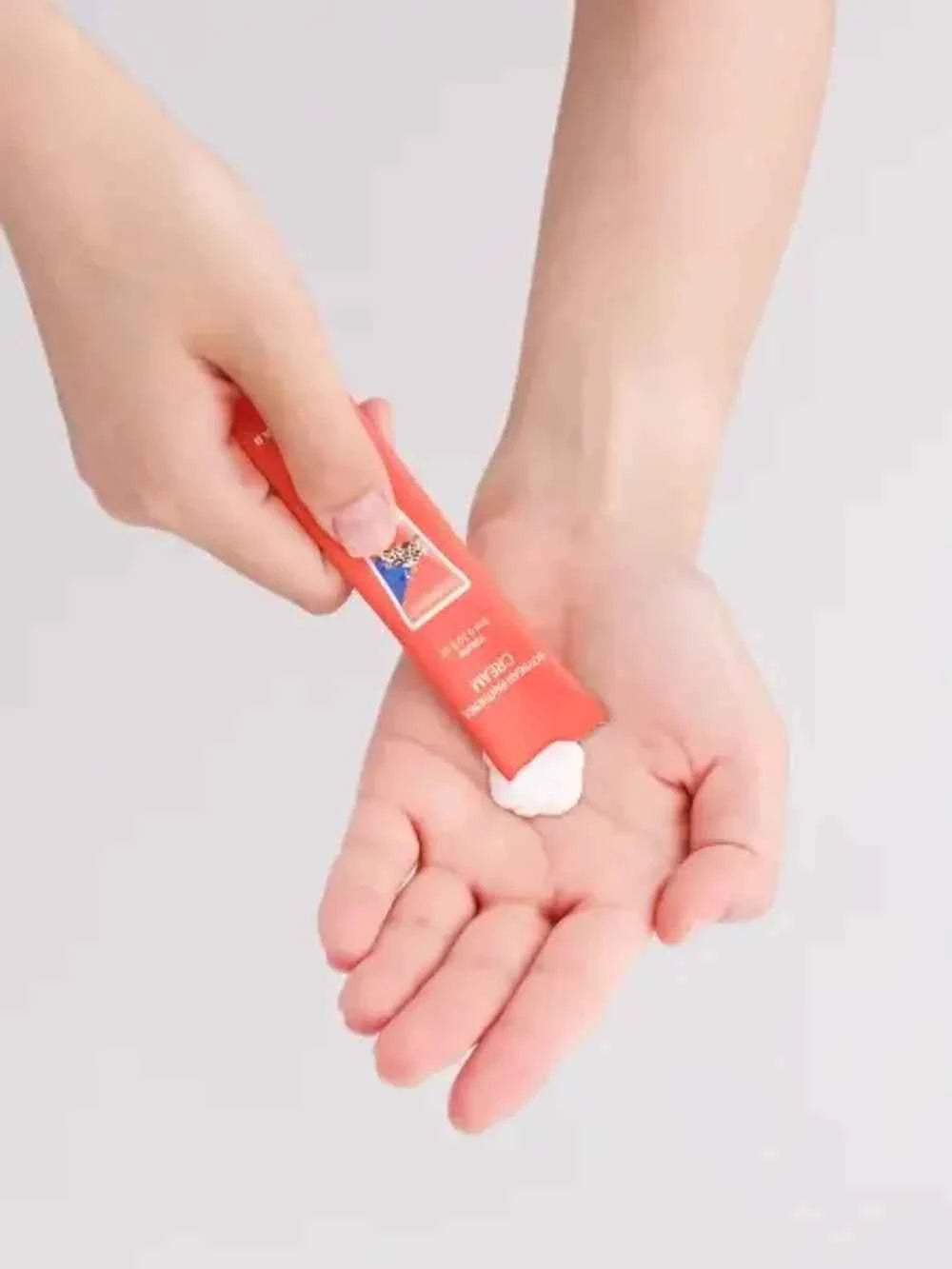 Round Lab Stick Pouch Kit