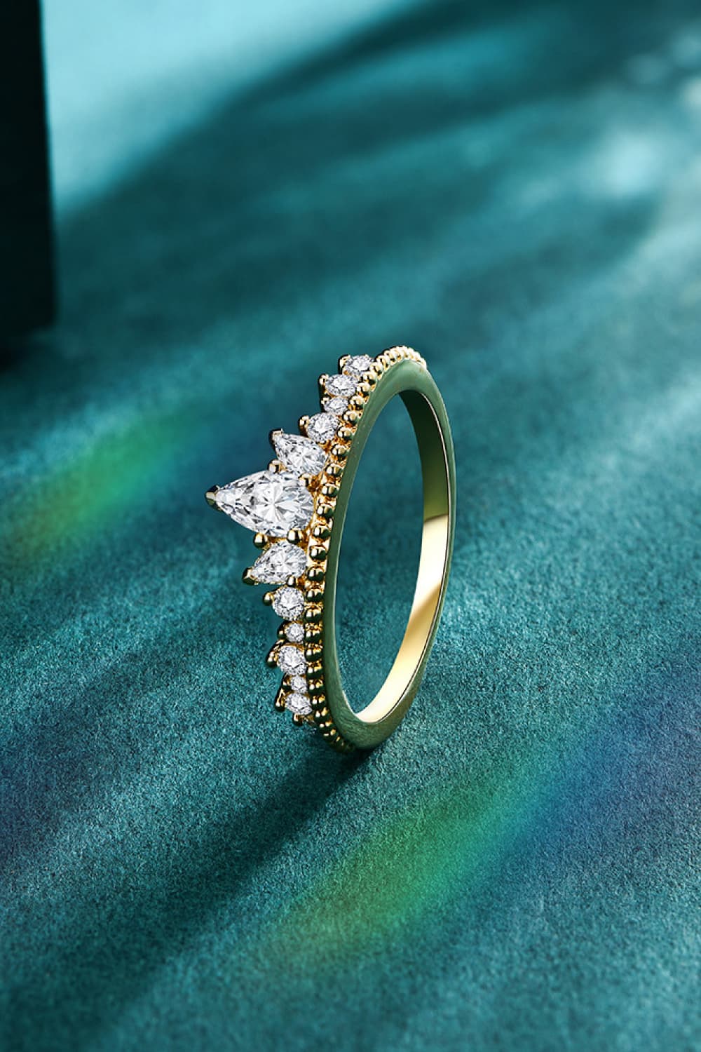 Crown Shape Sparkala™ Ring - DestGlow