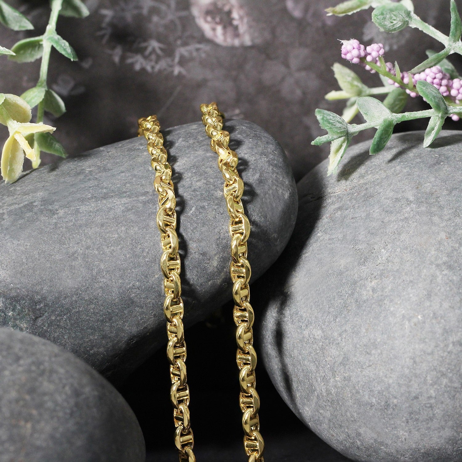 4.5mm 14k Yellow Gold Anchor Chain by Bids.com