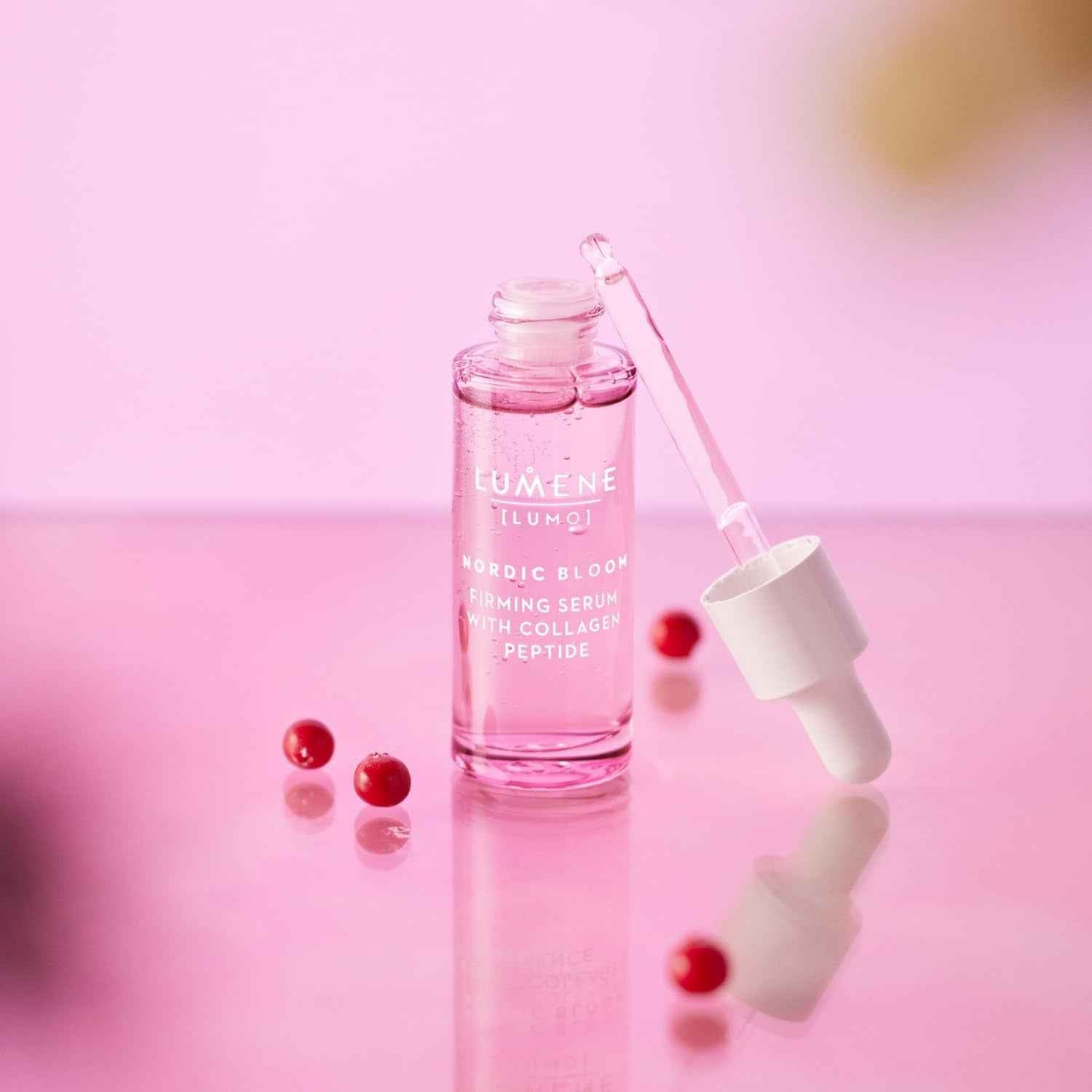 [Lumo] Vegan Collagen Face Serum - Firming Peptide Serum Formulated with Hyaluronic Acid for Smoother, Plump-Looking Skin - Helps to Reduce the Appearance of Fine Lines + Wrinkles (1 Fl Oz)