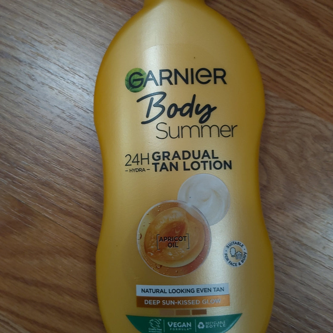 Garnier Summer Body Deep Sun-Kissed Moisturizing Lotion, 400 ml 