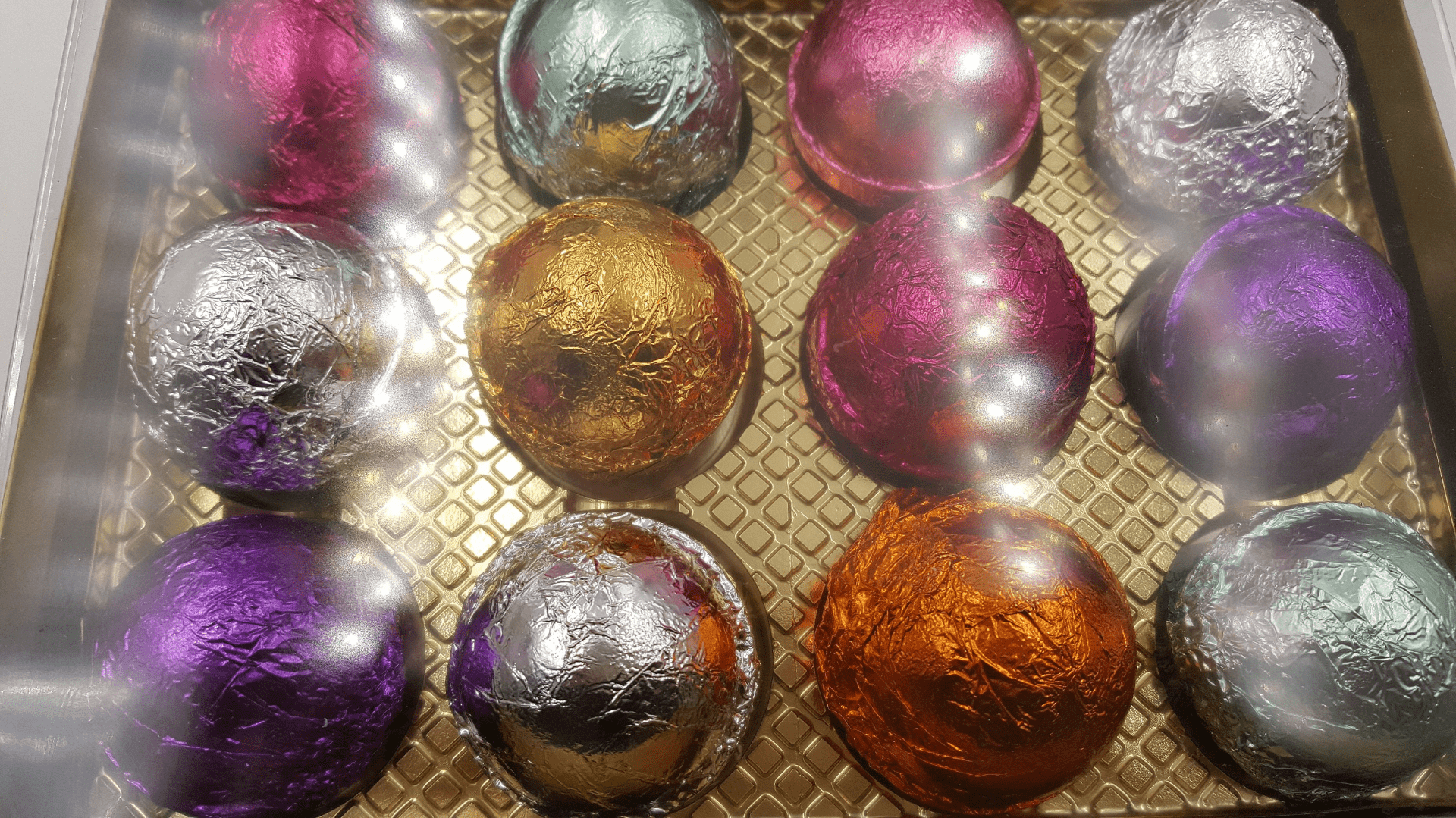 Gift Set for Mom with 12 Bath Bombs by GNS Beauty &amp; Personal Care