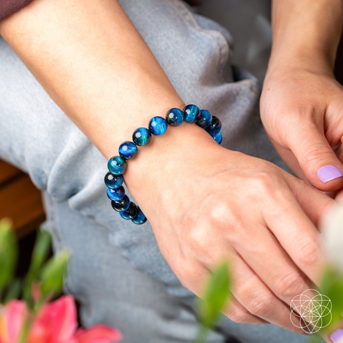 Hawk’S Focus – Royal Blue Tiger’S Eye Bracelet - DestGlow