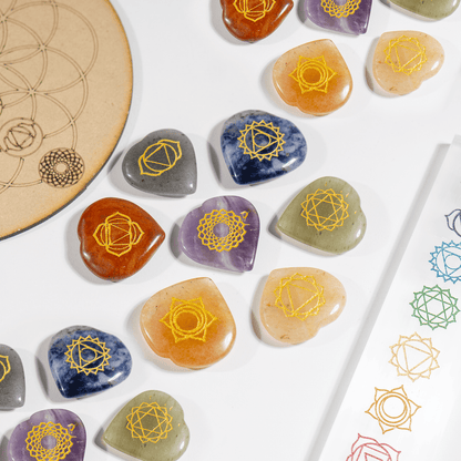 Chakra Crystals Set, Heart Shaped Reiki 7 Chakra Stones Set, Wooden Grid Plate, Selenite Log  DestGlow