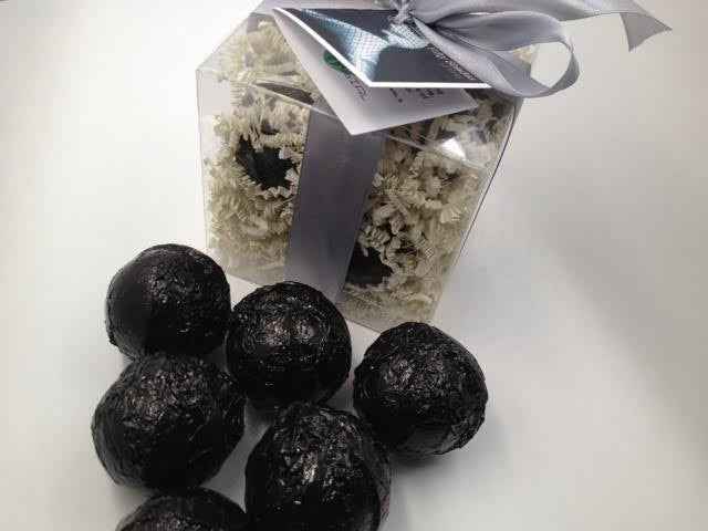 Luxury Bath Bomb GIFT SET with 6 (six) 2.25 oz bath bombs, (select from drop down menu Fragrances G thru P)