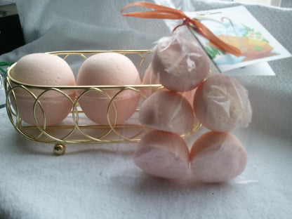 14 bath bombs in Darlin&