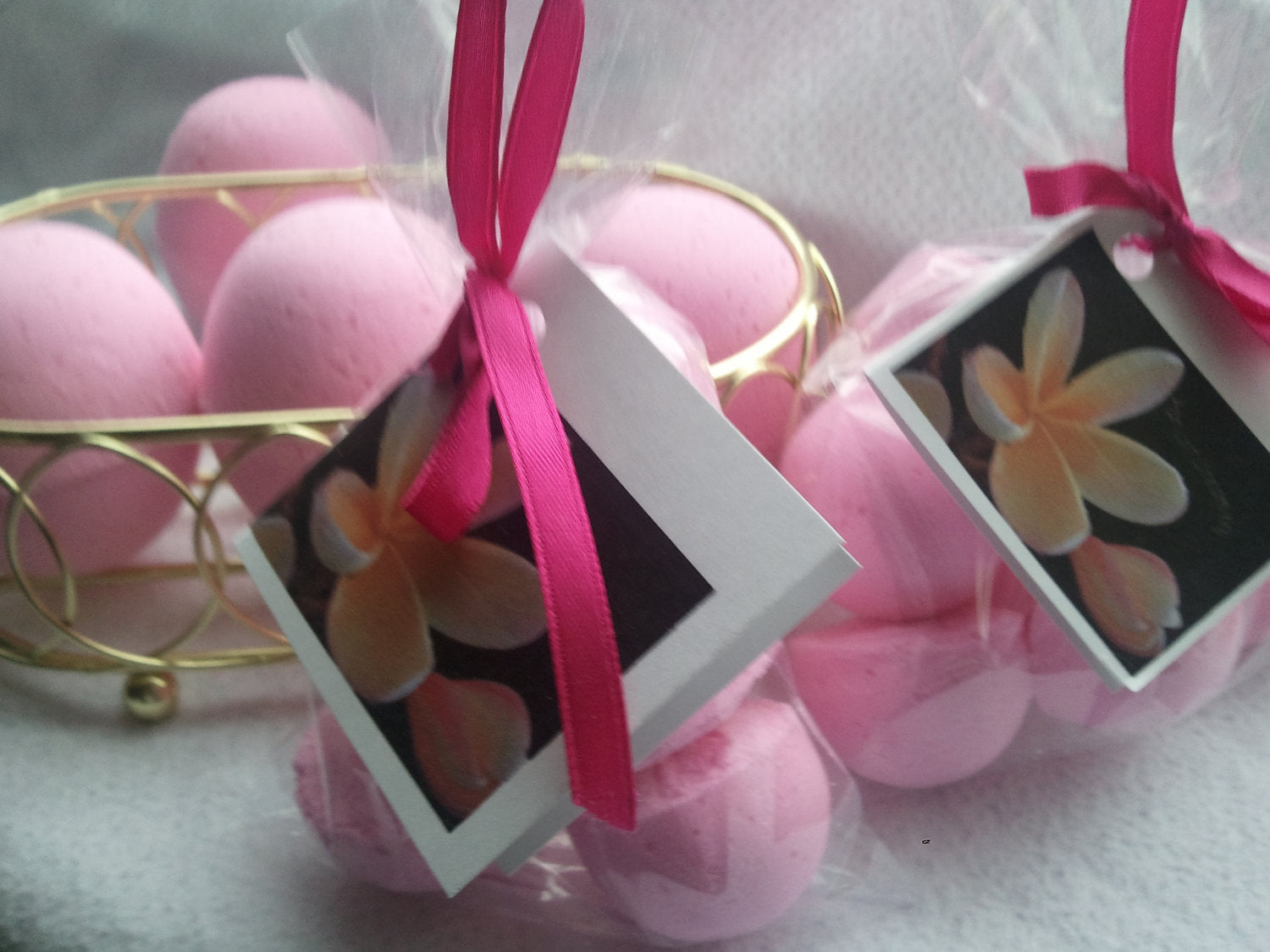 14 bath bombs in Plumeria fragrance, gift bag bath fizzies, great for dry skin, shea, cocoa, 7 ultra rich oils by Spa Pure