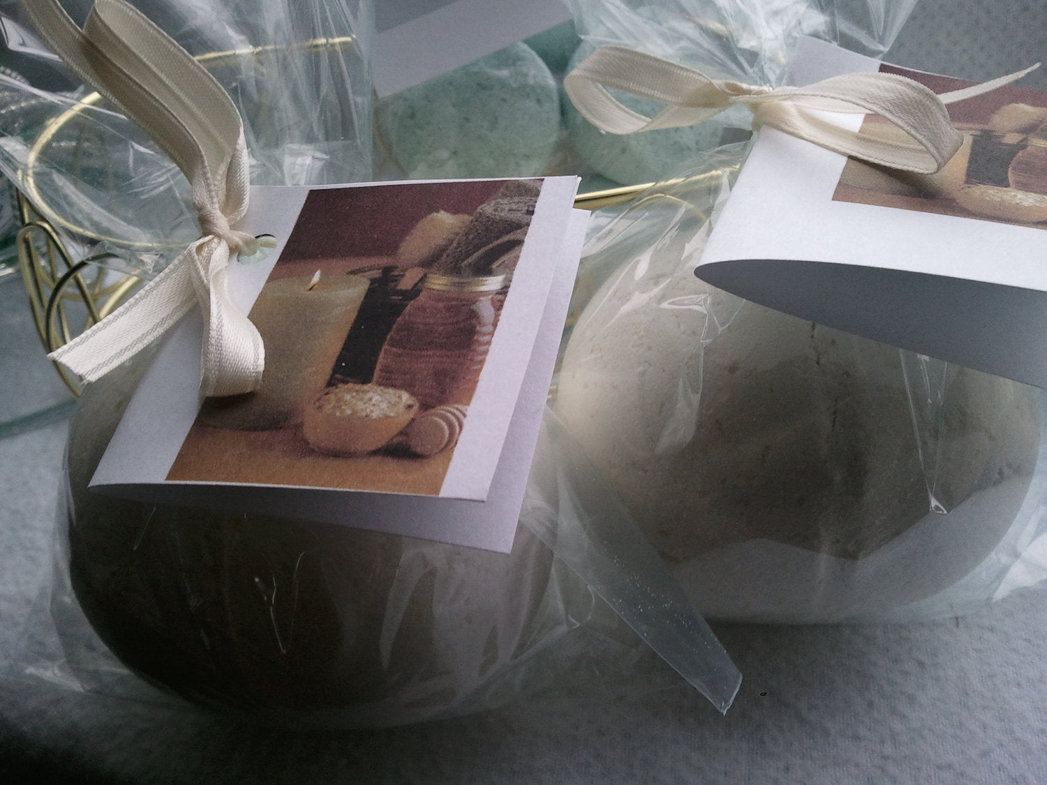 14 bath bombs in Oatmeal, Milk &amp; Honey fragrance, gift bag bath fizzies, great for kids...these smell delicious by Spa Pure