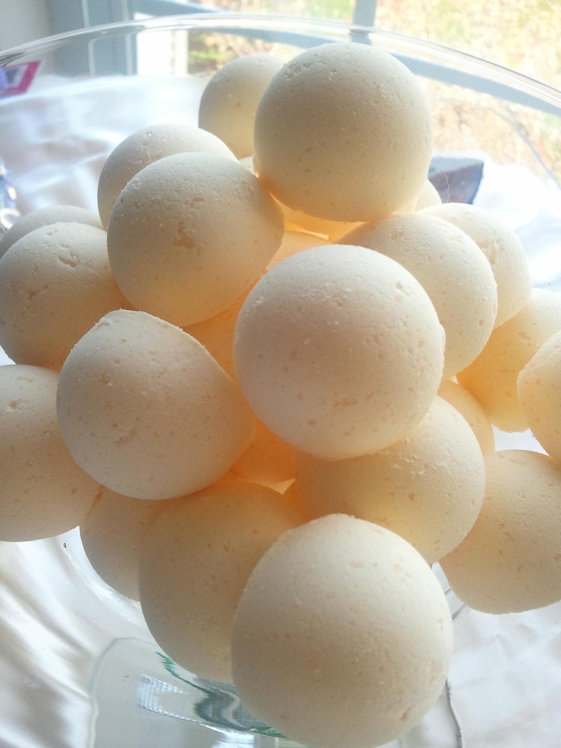 14 bath bombs in Honey Almond fragrance gift bag bath fizzies, ultra moisturizing for a luxurious bath by Spa Pure