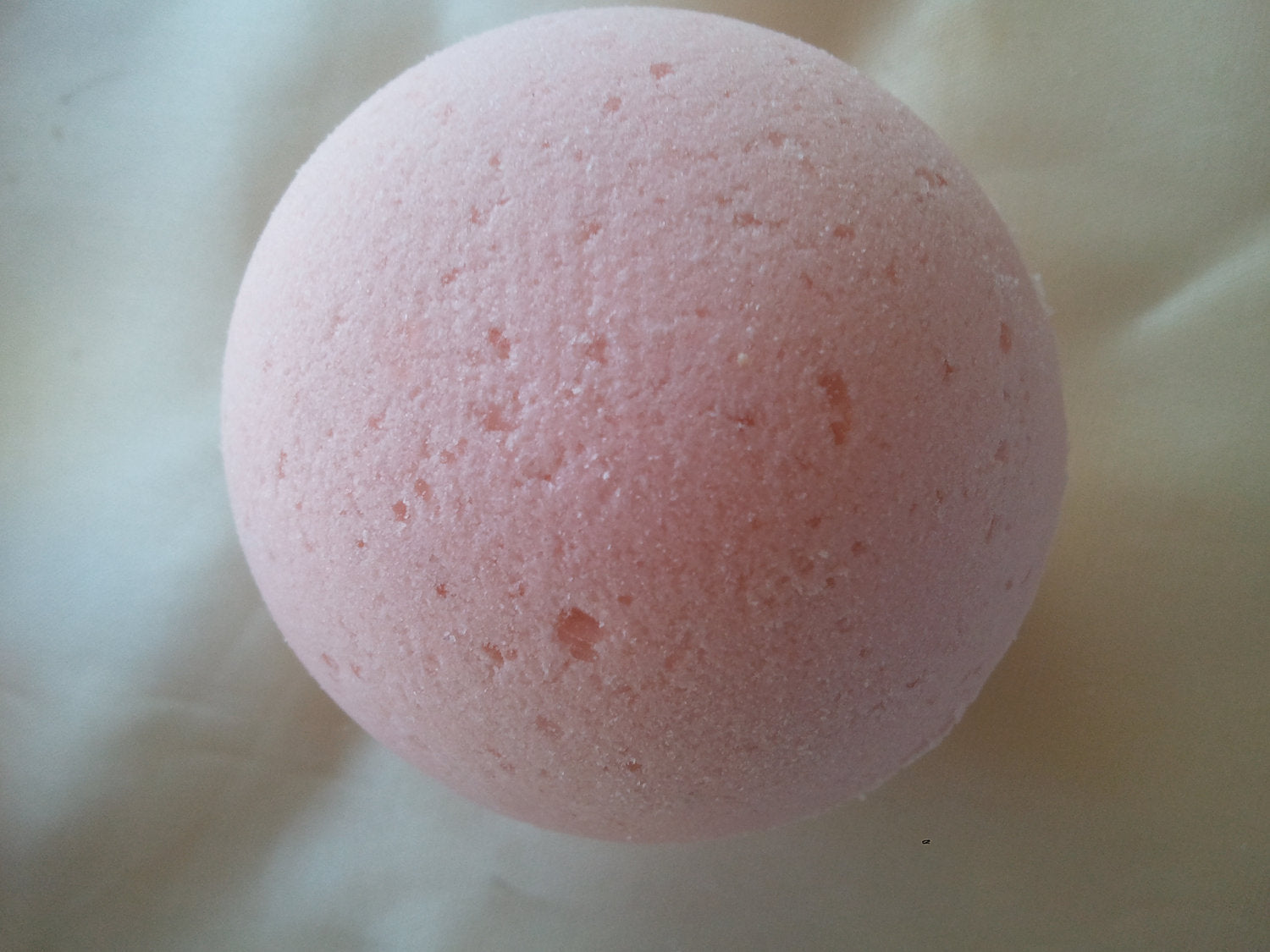14 bath bombs in Aphrodisiac fragrance, gift bag bath fizzies, great for dry skin, ultra moisturizing. by Spa Pure