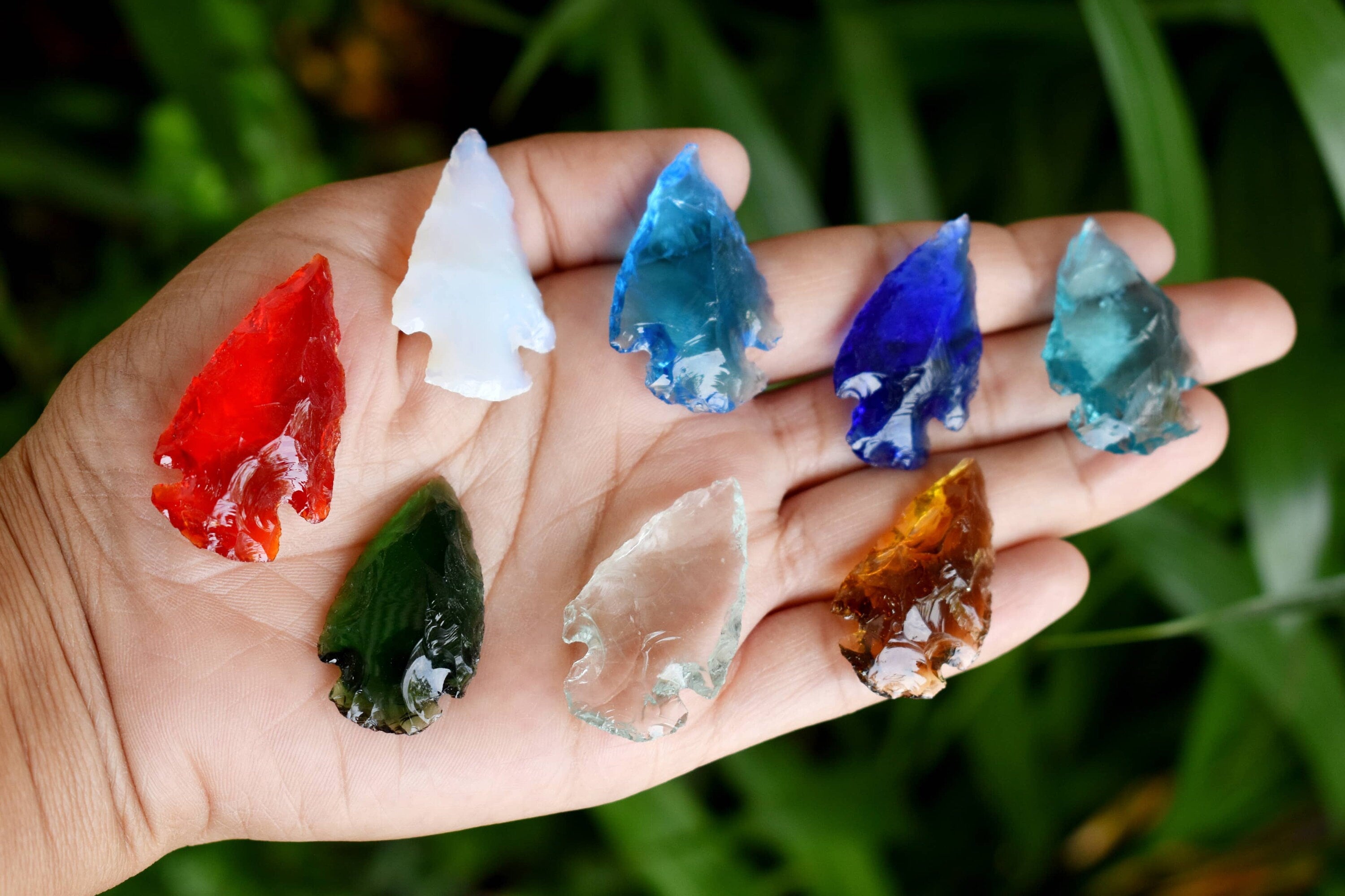 1.25 inch Arrowhead Points Set, Mix Multi Colored Glass 6 Pieces Glass Arrowhead Set