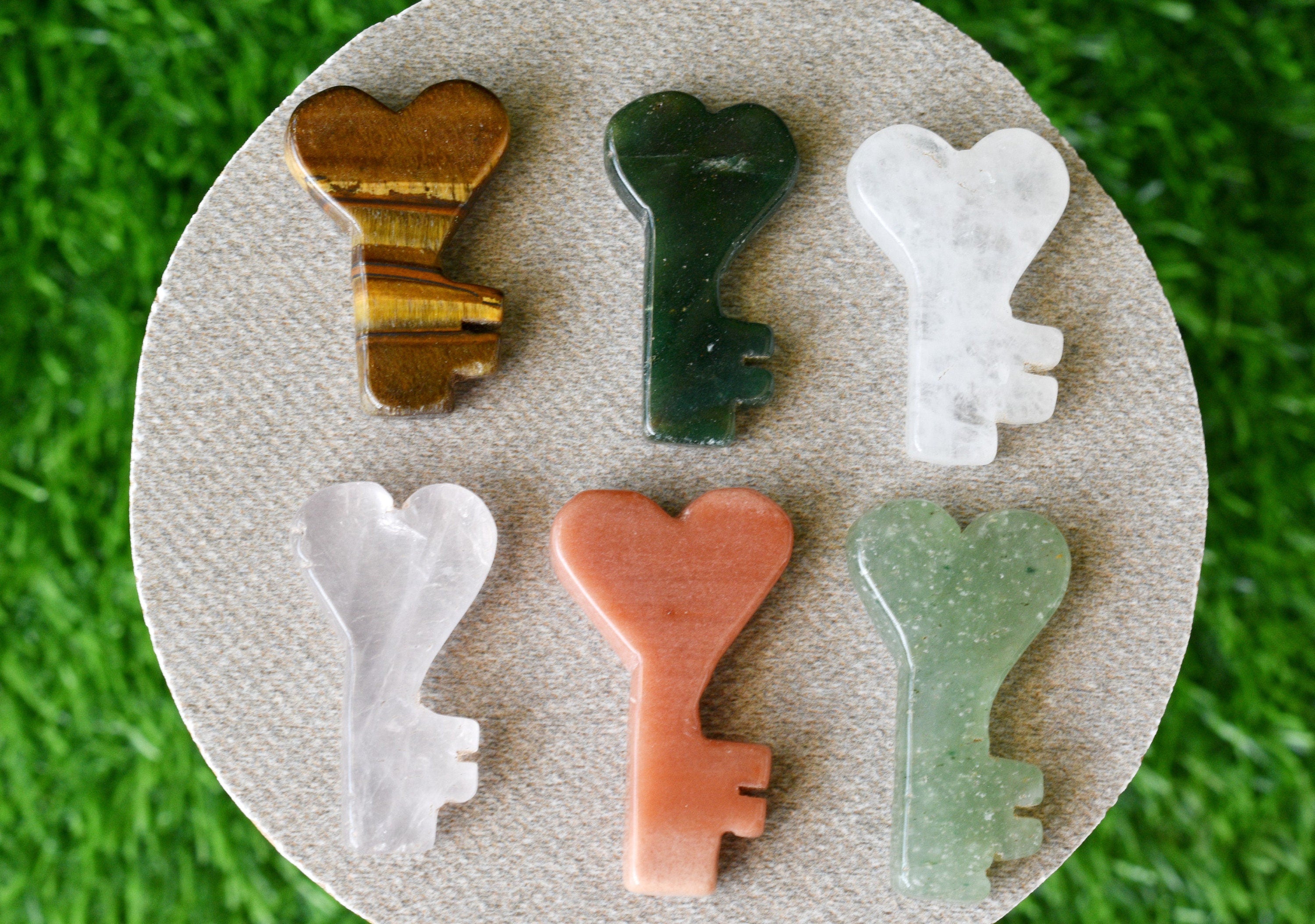 Polished Hand Carved Crystal Key, Gemstone Keys Home Decoration  DestGlow
