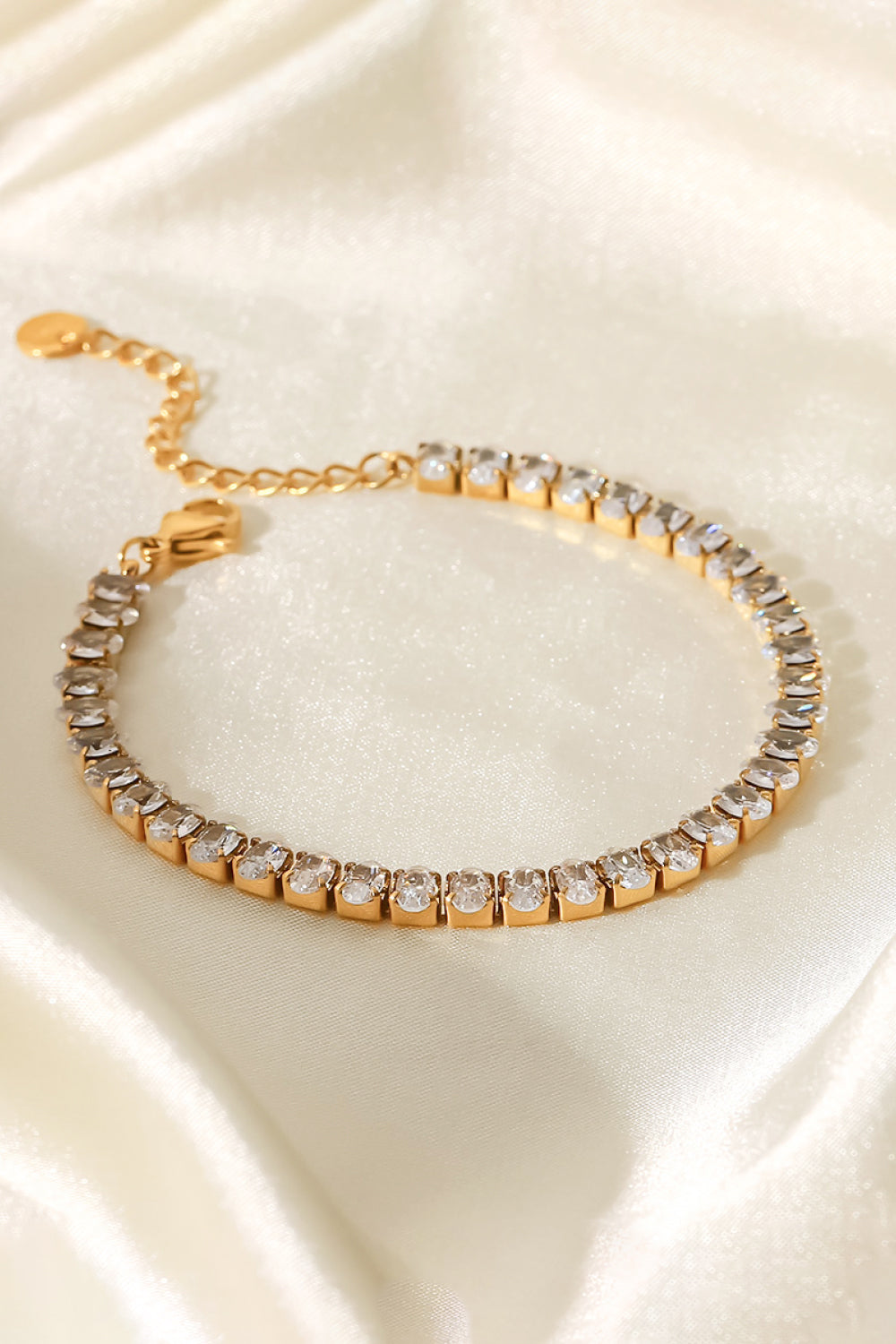 Inlaid Zircon 18K Gold Plated Bracelet - DestGlow