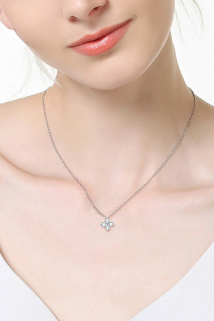 Sparkala™ Four Leaf Clover Pendant Necklace (Platinum-Plated Fine Silver) - DestGlow
