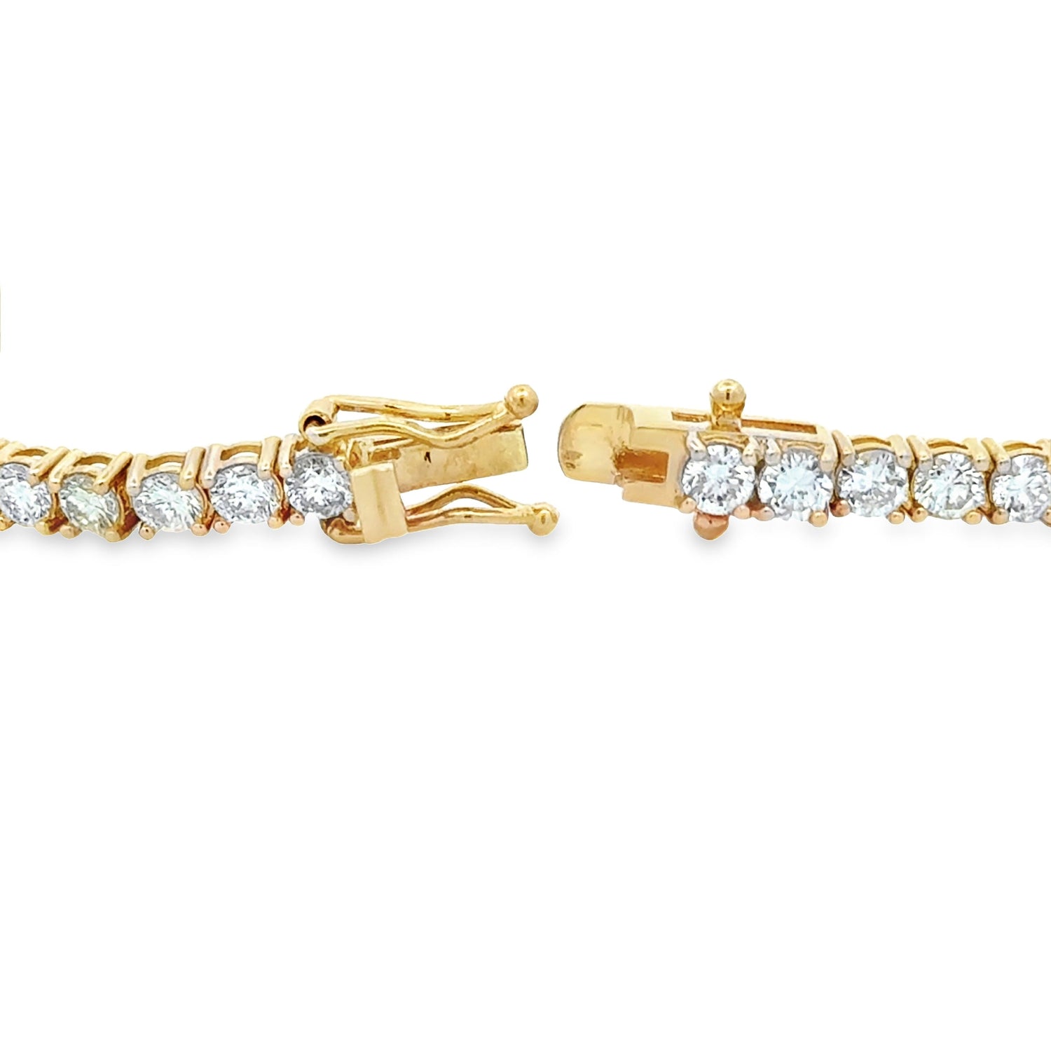 Natural 5.50ct Diamond Tennis Bracelet 18KT Yellow Gold by Bids.com