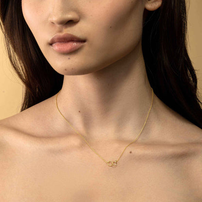 Interlocking Circle Necklace - DestGlow
