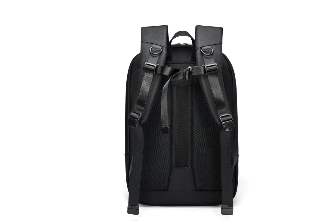 Professional Minimalist Backpack 301 by Doshi FCSA