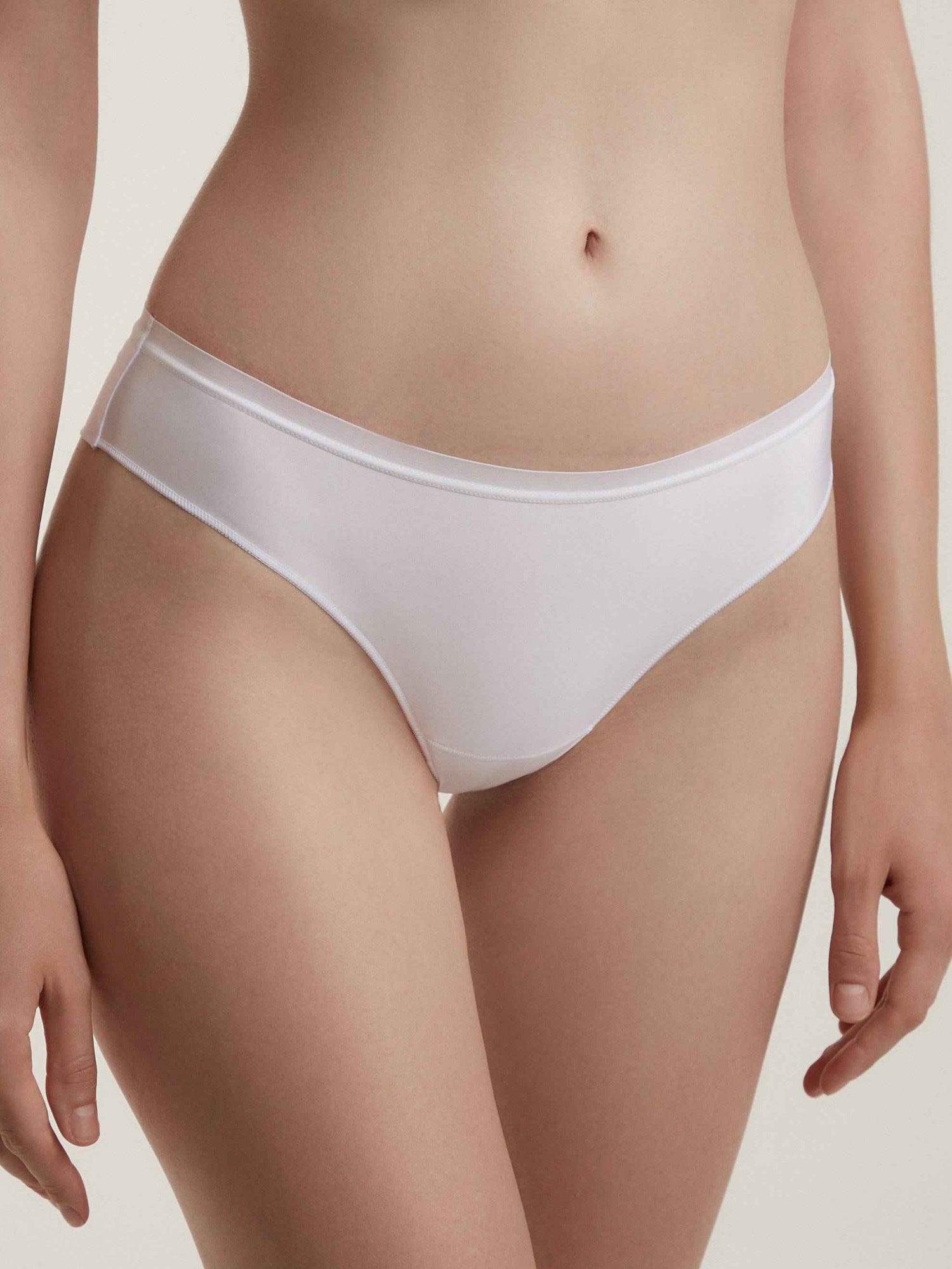 Panties Conte Day By Day RP6115 - Thong with a low waistline