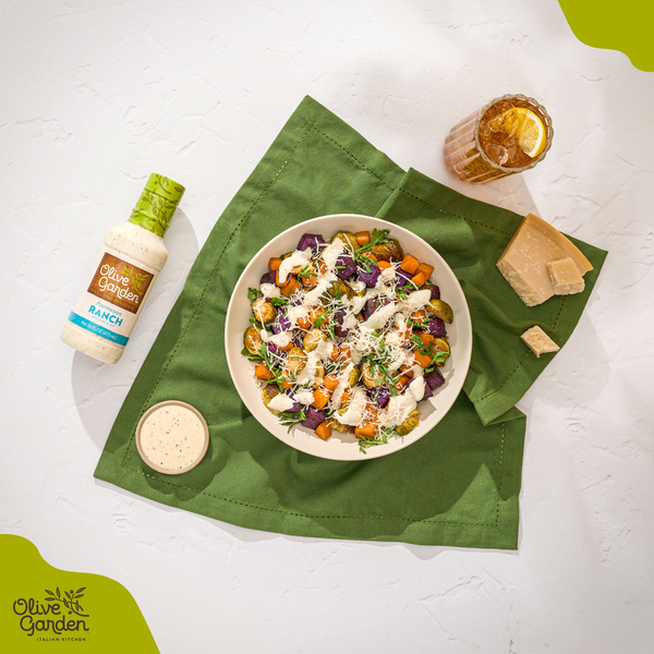 OLIVE GARDEN Italian Kitchen Parmesan Ranch Dressing &amp; Dip