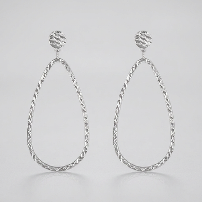 14k White Gold Textured Teardrop Motif Post Earrings