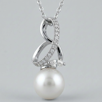 Avera Royalty Pearl Pendant In Sterling Silver