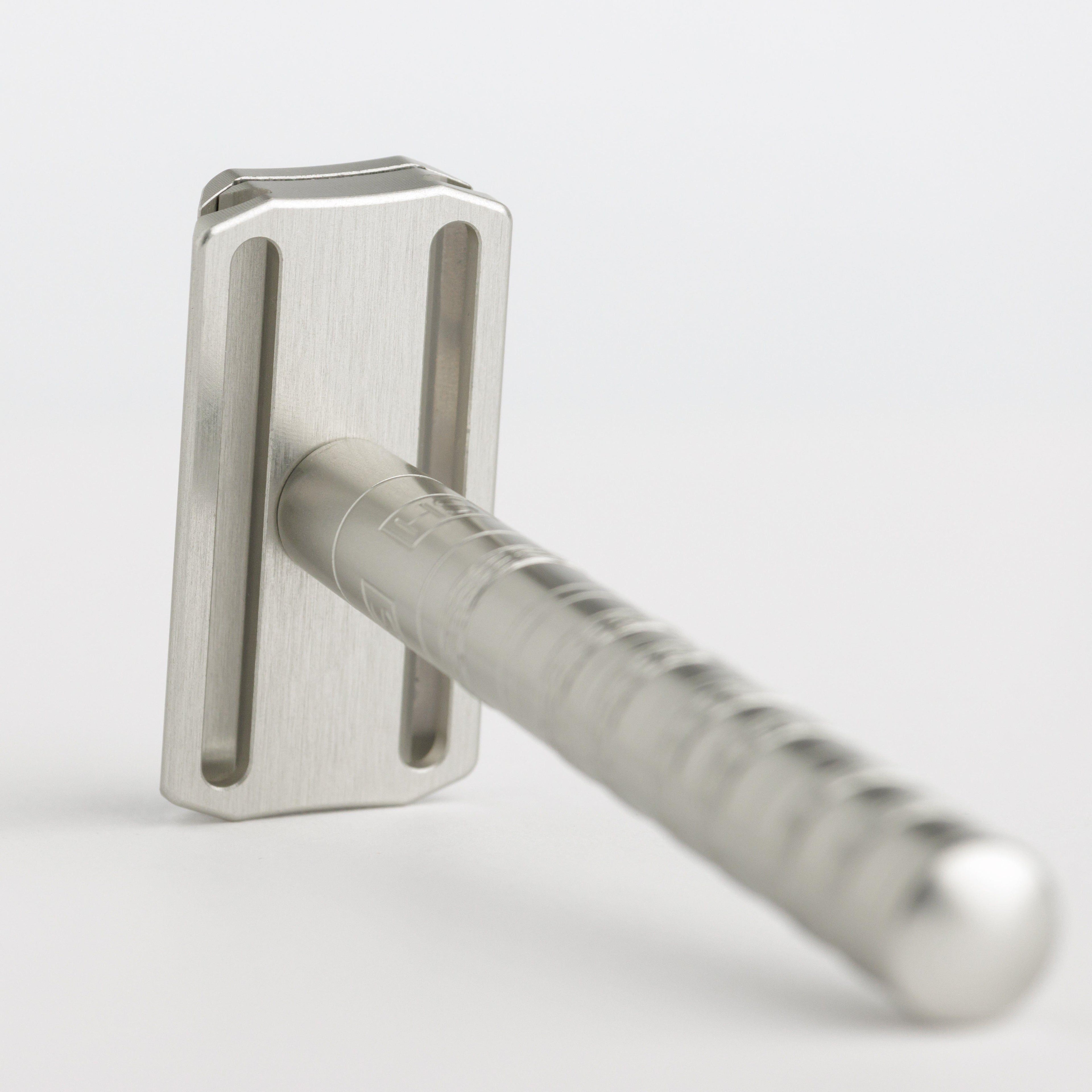 Henson Shaving [AL13-V2] Mild Safety Razor by Pasteur Pharmacy