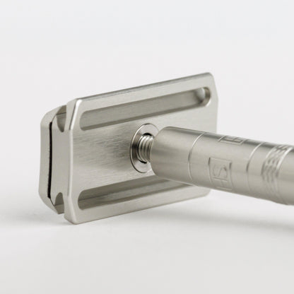 Henson Shaving [AL13-V2] Mild Safety Razor by Pasteur Pharmacy