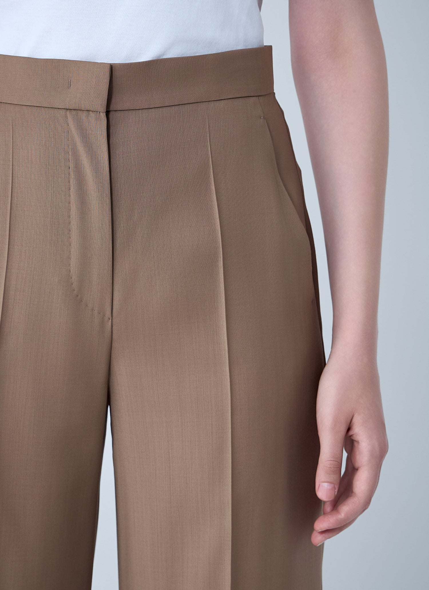 Max Mara Women Wool Pants by Luosophy