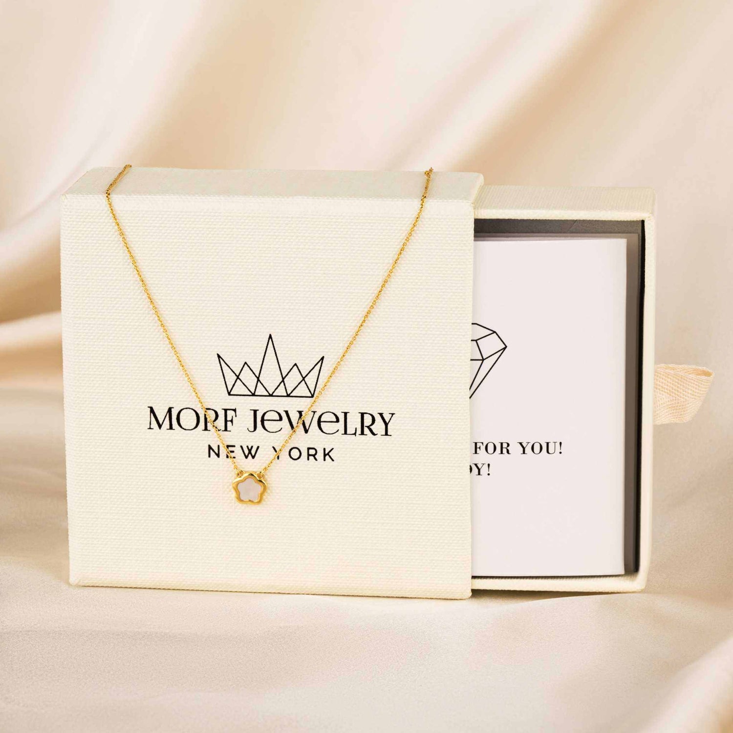 Nacre Flower Necklace - DestGlow