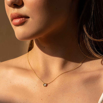 Nacre Flower Necklace - DestGlow