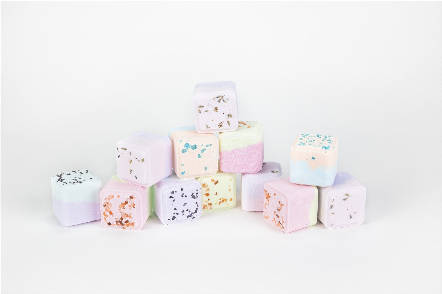 Bulk - 100 Natural Vegan Mix scents shower steamers by Lizush