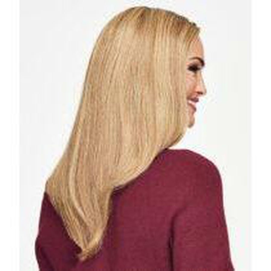 Raquel Welch Go All Out 16" Top Piece