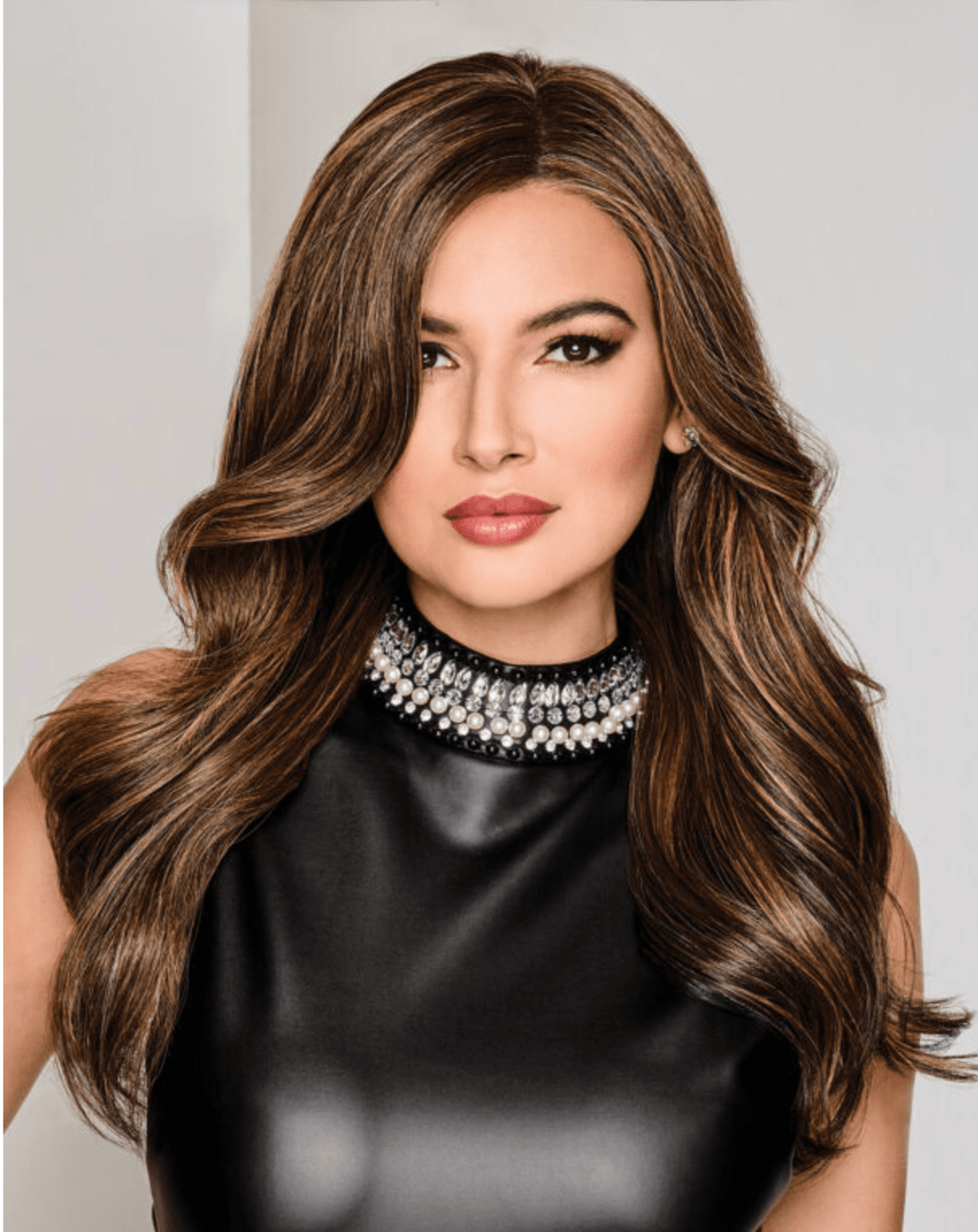 Raquel Welch Model Mode Wig, RL17/23SS