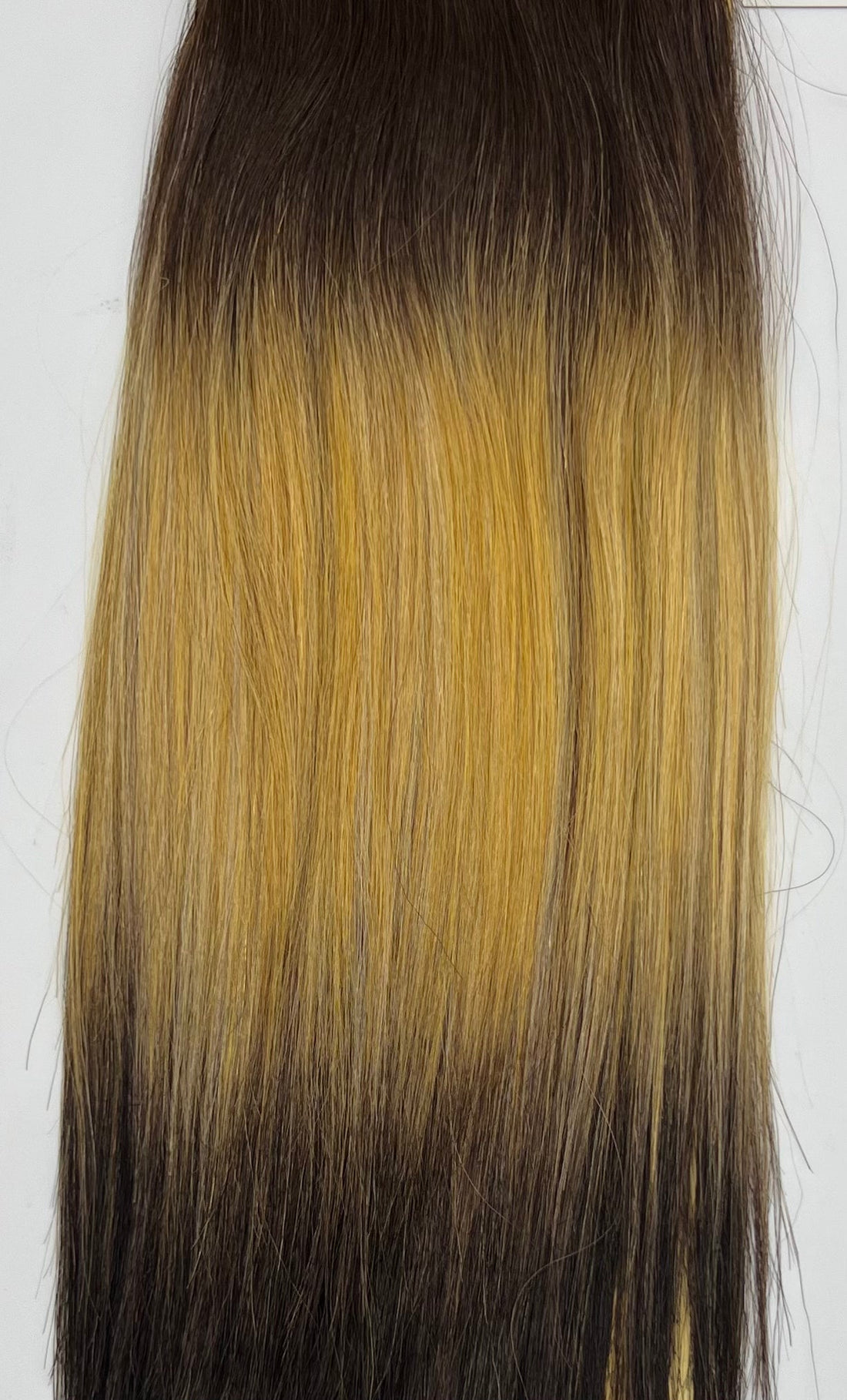 Outre Premium New Yaki 12 in, Color MO6114  DestGlow