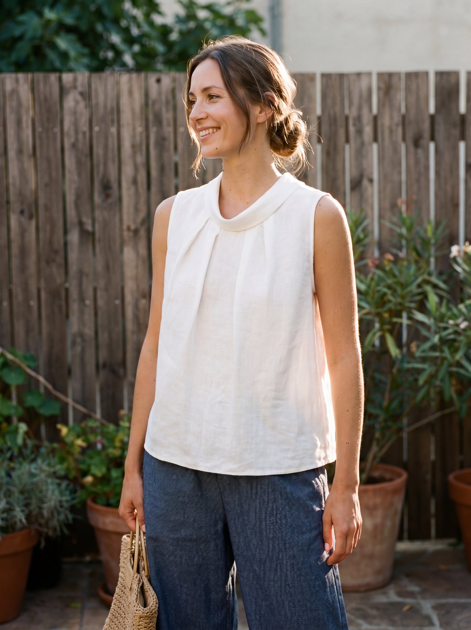 100% Linen Structured Collar Sleeveless Blouse BLAIR by LINTICO