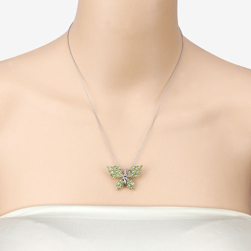 3.90 Carat Genuine Peridot .925 Sterling Silver Pendant  DestGlow
