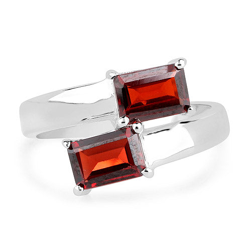 2.40 Carat Genuine Garnet .925 Sterling Silver Ring by Bids.com