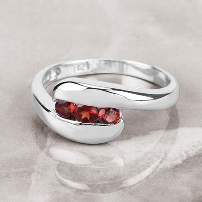 0.74 Carat Genuine Garnet .925 Sterling Silver Ring  DestGlow