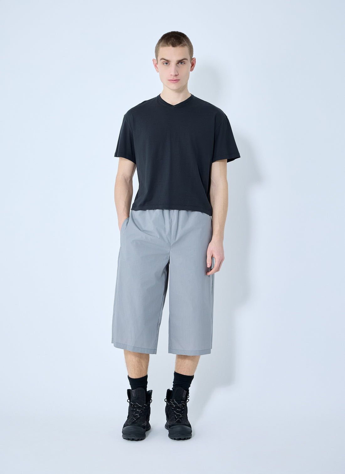 Rier Men V Neck T-Shirt by Luosophy