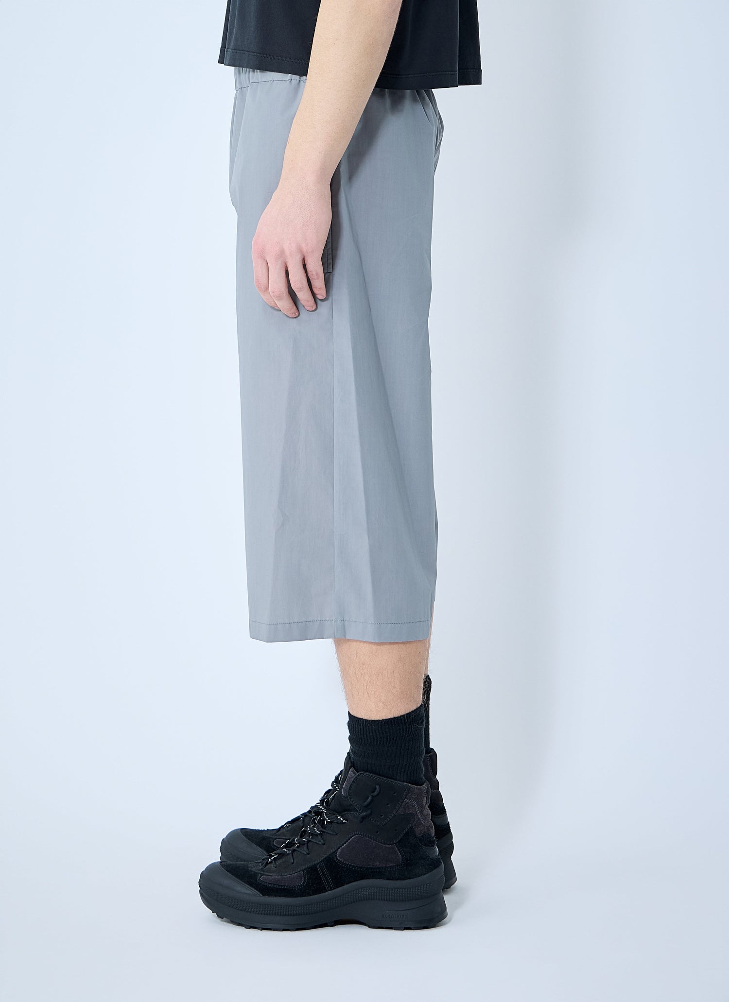 Rier Men Poplin Bermuda Shorts by Luosophy
