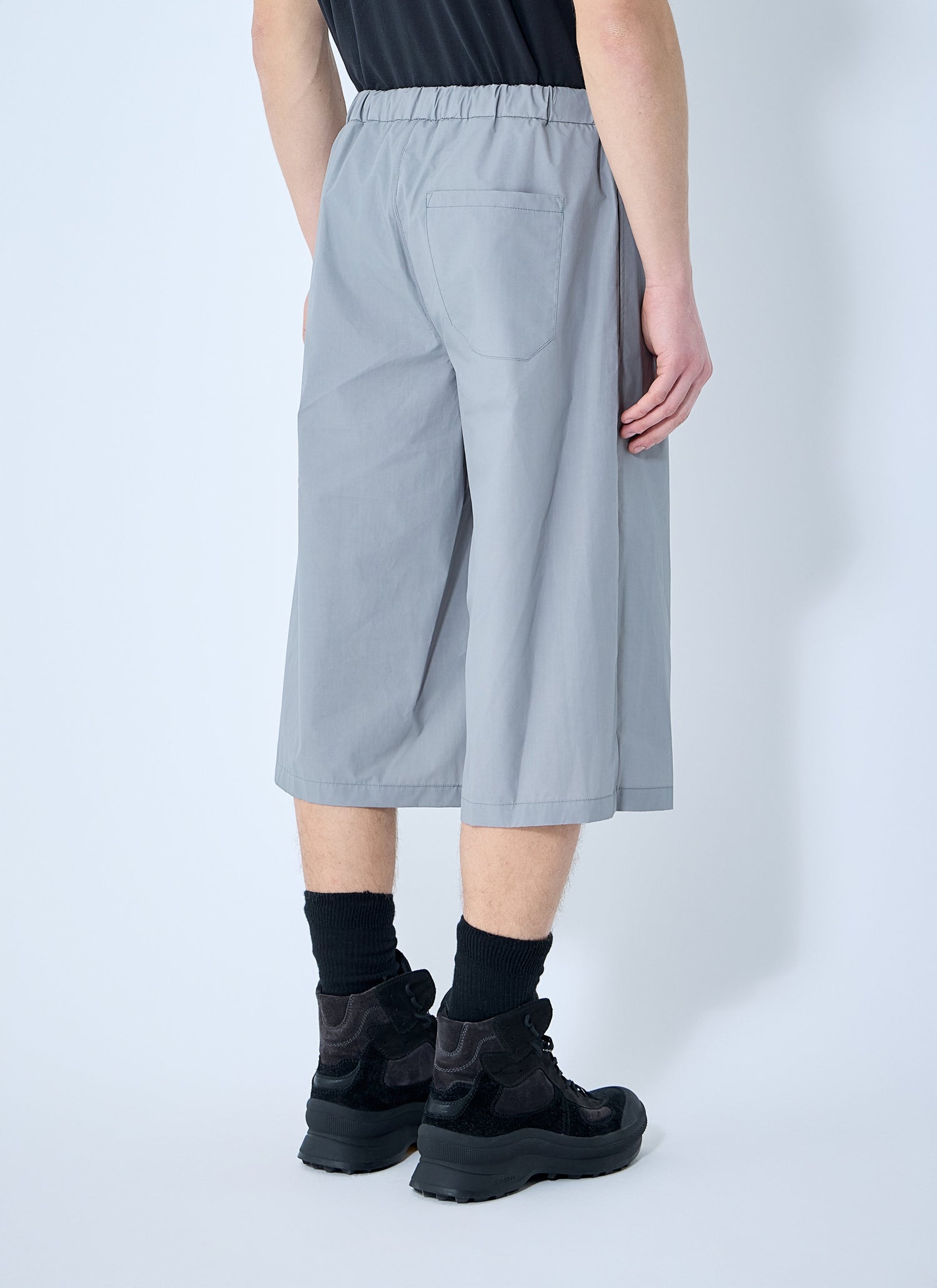 Rier Men Poplin Bermuda Shorts by Luosophy