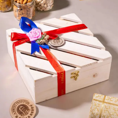 G Pulla Reddy 4 Jar Dry Fruit Special Wooden Box