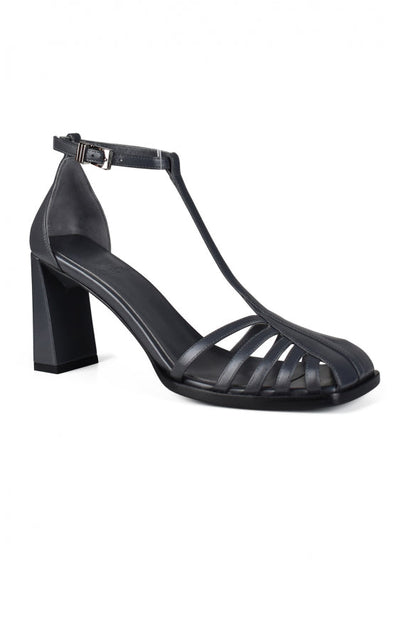 Anest Collective Women Spider Sandals by Luosophy