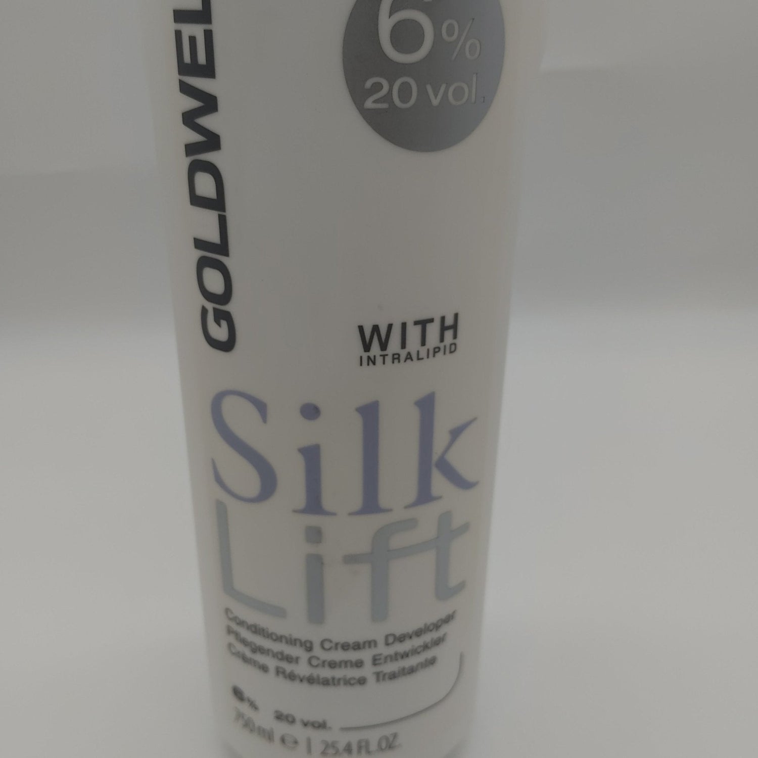 VIP Extensions Silk Lift Conditioning Cream Developer, 6% / 20 Volume, 25.4 oz