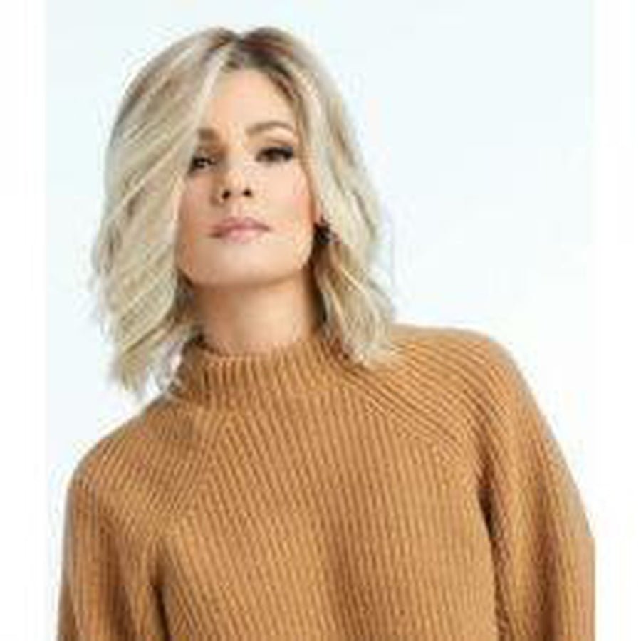 Raquel Welch Simmer Wig