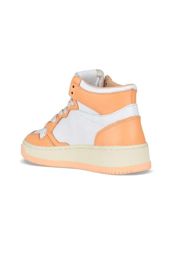 Autry Women Medalist Mid Sneakers by Luosophy